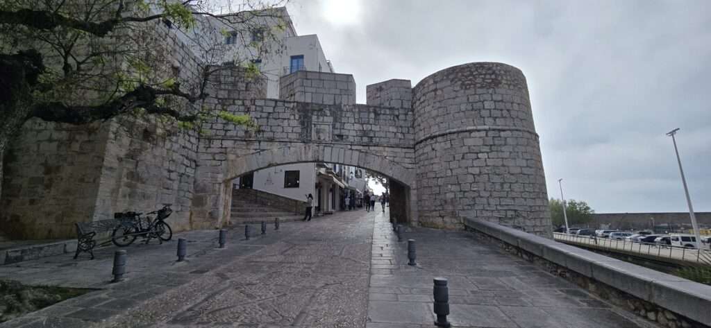 Brama Świętego Piotra