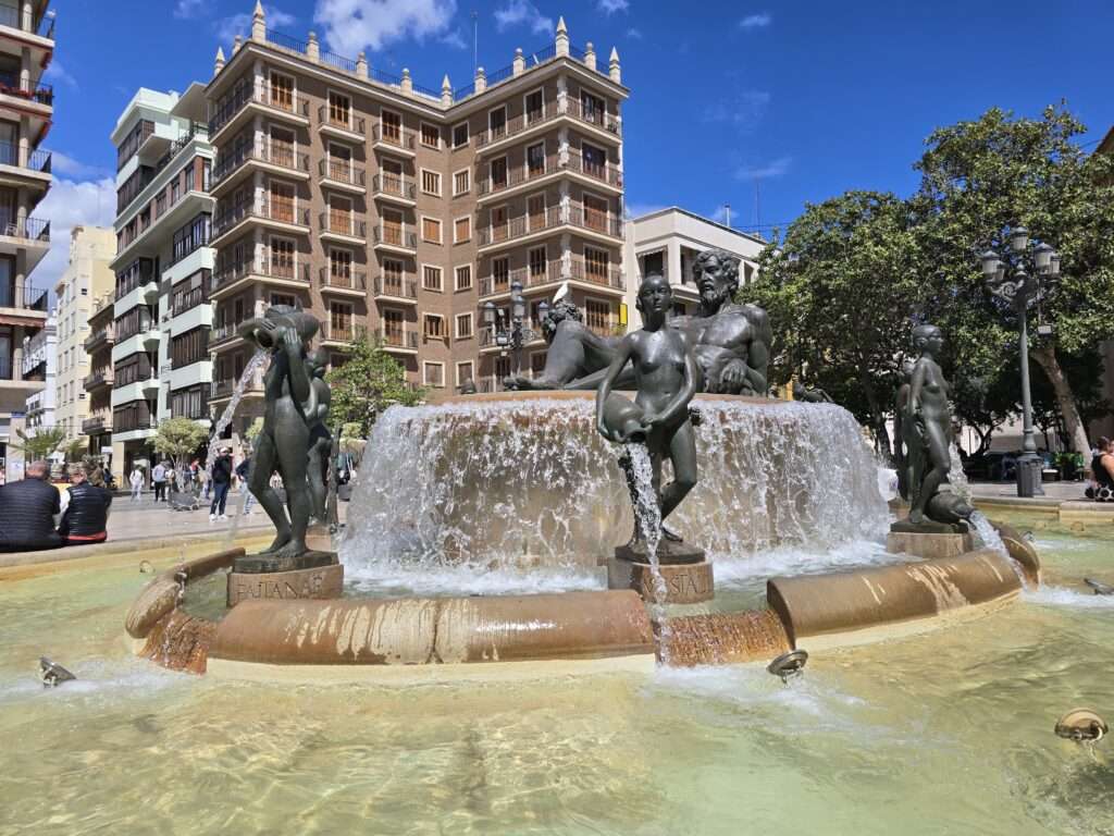 Plaza de la Virgen